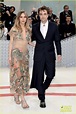 Robert Pattinson & Suki Waterhouse Walk Rare Red Carpet Together at Met ...