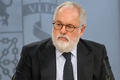 Five questions Cañete has not yet answered about his family – Euractiv