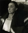 Alfred Stieglitz’s Intimate Portraits of Georgia O’Keeffe - The New York Times