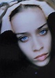 Fiona Apple // Photo from the 1999 Japanese EP