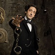 "Houdini": Serie mit Oscar-Preisträger Adrien Brody ab Janaur bei Sky ...