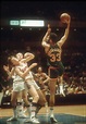 Kareem Abdul-Jabbar’s skyhook shot, reviewed - SBNation.com