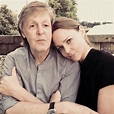 Stella McCartney con su padre, el líder de los Beatles, Paul...
