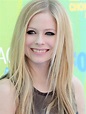 Avril Lavigne → Idade, Signo Altura e Peso em 2021