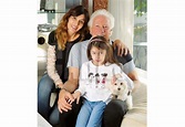Guillermo Coppola con su esposa , sus hijas y nieta | Caras