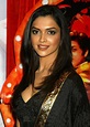 Indian Actress: Deepika Padukone Pics & Profile