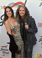 Steven Tyler & Girlfriend Aimee Preston Share a Smooch at Grammy ...