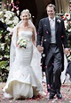 Sara Buys and Tom Parker-Bowles | Celebrity wedding photos, Wedding ...