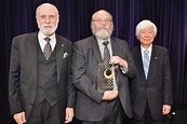 Official Google Blog: Japan Prize honors Googler Ken Thompson for early ...