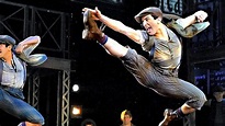 Newsies - Das Broadway Musical - Trailer 1 - Deutsch - YouTube