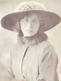 Blanche Yurka in 1907, at age 20. Her diary for that year covers her ...