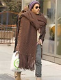 L'écharpe géante de Lenny Kravitz | Big scarf, Scarf, Lenny kravitz
