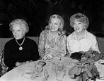 Gena Rowlands with her mother, Lady Rowlands (R) and mother-in-law ...
