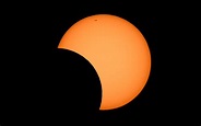 Video, fotos: Un espectacular eclipse anular solar deslumbra Australia - RT