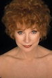 Shirley MacLaine Photo: Shirley MacLaine | Shirley maclaine, Hooray for ...