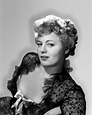 20 Stunning Black and White Photos of Shelley Winters When She Was ...