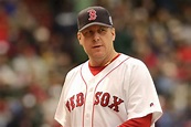 Curt Schilling / Curt Schilling Ex Red Sox Pitcher Knocks Down Internet ...