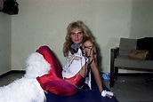 David Lee Roth Backstage 1980 | David lee roth, David lee, Van halen