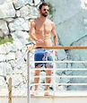 Justin Theroux Flaunts Washboard Abs While Vacationing in France: Pics