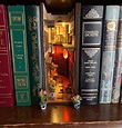 Los dioramas libreros que arrasan entre los lectores - La piedra de Sísifo