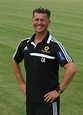 Lokalsport Fußball Colin Bell wird neuer Trainer beim SC Sand ...