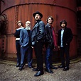 'BAND' ON THE RUN: Drive-By Truckers pick up speed toward an active ...
