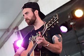 Ruston Kelly Takes on Carter Family's 'Weeping Willow'