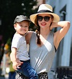 Miranda Kerr And Flynn: Model Mommy Swings Around With Her Son (PHOTO ...
