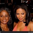 Dancer and actress Eleanor McCoy with her daughter Senait | Tresses ...