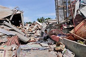 Nearly 100 Dead As Strong Earthquake Rocks Indonesia | Gizmodo Australia