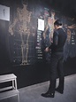「人體透視圖」畫得比3D骨架還狂！ 台灣講師爆紅國外：長超帥又有才 - PEEKME