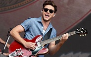 Here's How Niall Horan Ended Up Singing With a Fan at His Concert