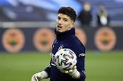 Report: Newcastle eyeing coveted Turkish goalkeeper Altay Bayindir