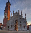 File:Duomo Monza italy.jpg - Wikimedia Commons