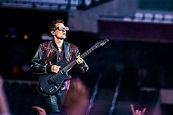 Muse's Matt Bellamy on Lockdown Life, New Song 'Tomorrow's World ...