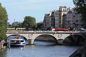 Pont Saint-Michel — Wikipédia | Pont paris, Trucs de voyage, Saint michel