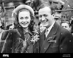Actor David Niven and Hjordis Tersmeden on their wedding day Stock ...
