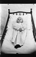 Inside Victorian Post-Mortem Photography's Chilling Archive Of Death ...