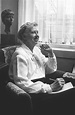 Marianne Moore’s Poetry, the Way She Intended It - The New York Times