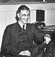 Vannevar Bush, prophet of high tech, by Peter A. Coclanis (Le Monde ...