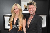 Avril Lavigne is engaged to fellow music artist Mod Sun | EW.com