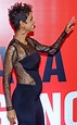 Halle Berry Flaunts Baby Bump on Red Carpet - E! Online