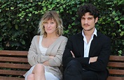 Couple de légende : Valeria Bruni Tedeschi et Louis Garrel, l’amour sur ...