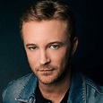 Michael Welch - YouTube