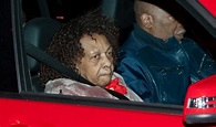 Whitney Houston la salma in New Jersey per i funerali. Foto
