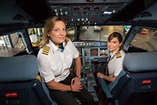 Why are so few airline pilots female? - Pilot Career News : Pilot ...