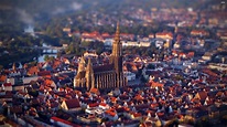 Church in Ulm, Germany HD wallpaper