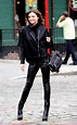 Miranda Kerr: Miranda Kerr in sexy leather pants