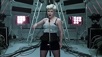 Robyn - Dancing On My Own - YouTube