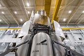 Blue Origin-led team delivers Lunar Lander engineering mockup To NASA ...